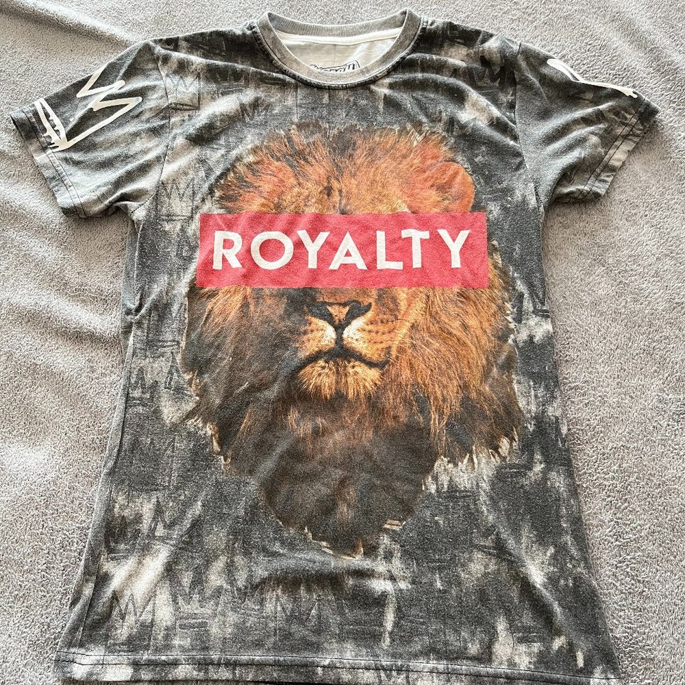 Fresh Laundry Lion Royalty Shirt
